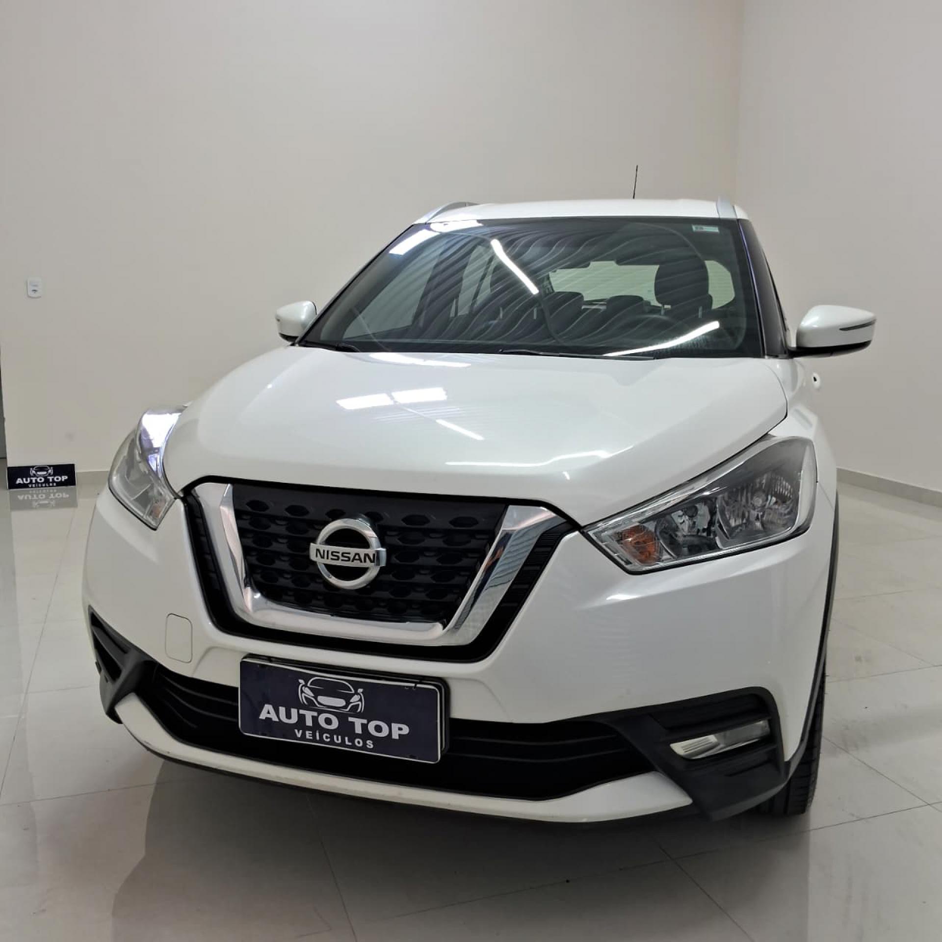 Foto Kicks Sv Limited 1.6 16v Flex 5p Aut.