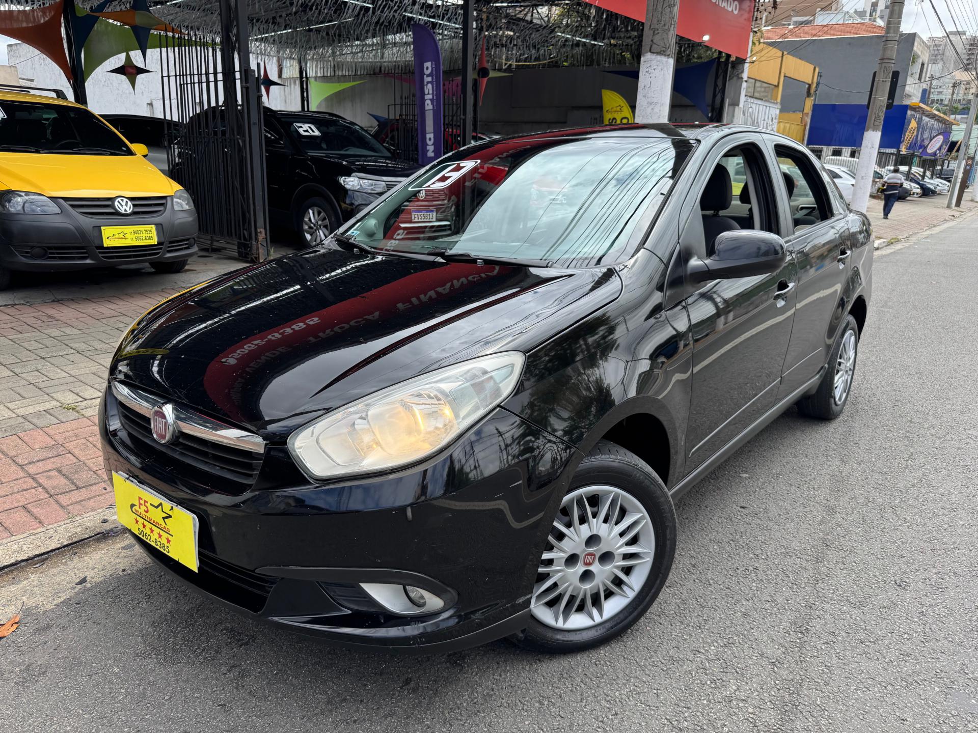 Foto Grand Siena Attrac. 1.4 Evo F.flex 8v