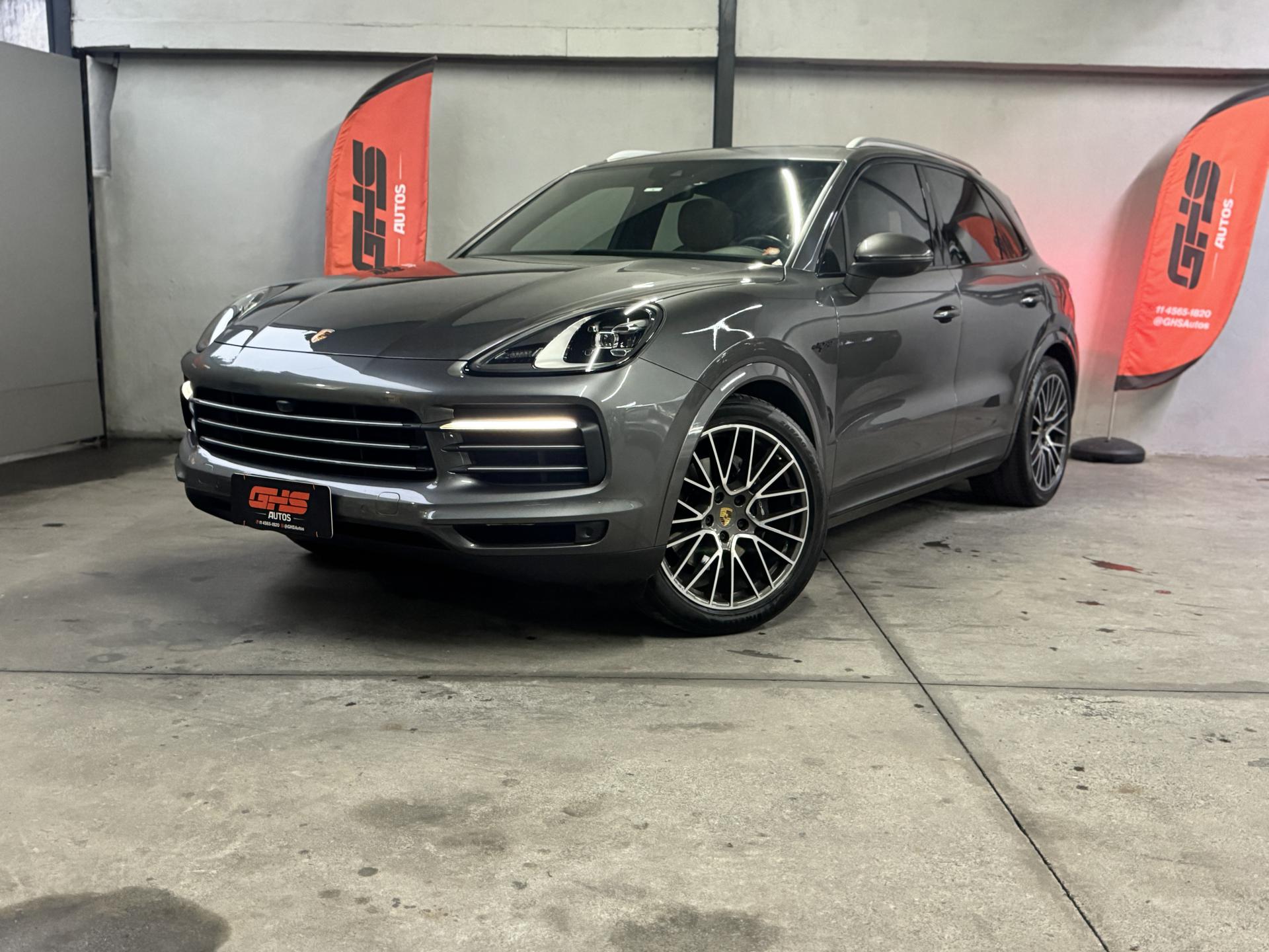 Foto Cayenne E-hybrid 3.0 V6 462cv