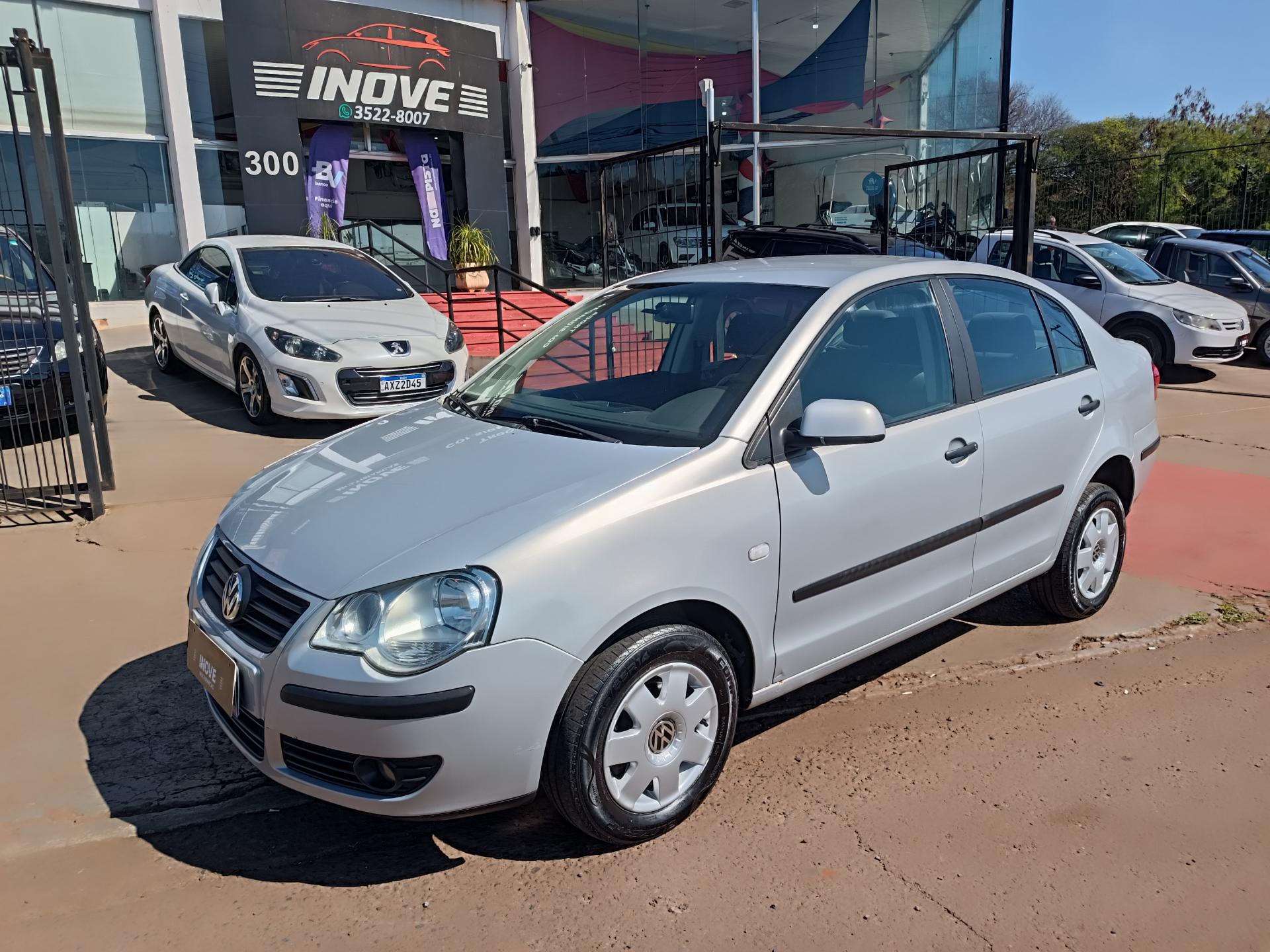 Foto Polo Sed. Comfort. 1.6 Mi Tot. Flex 8v