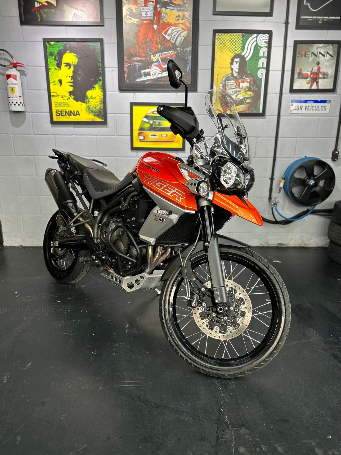 Foto Tiger 800 Xcx