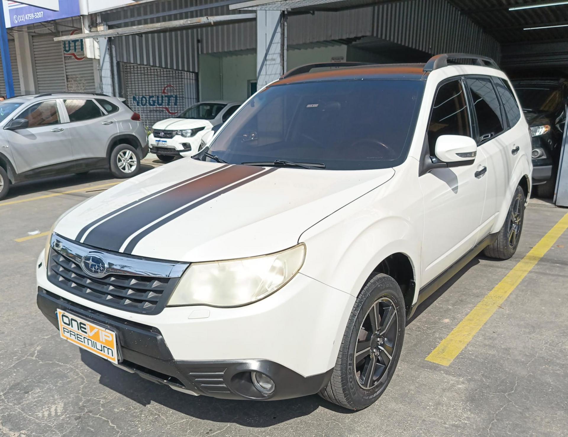 Foto Forester 2.0/2.0 S/2.0 Es 4x4 Aut.
