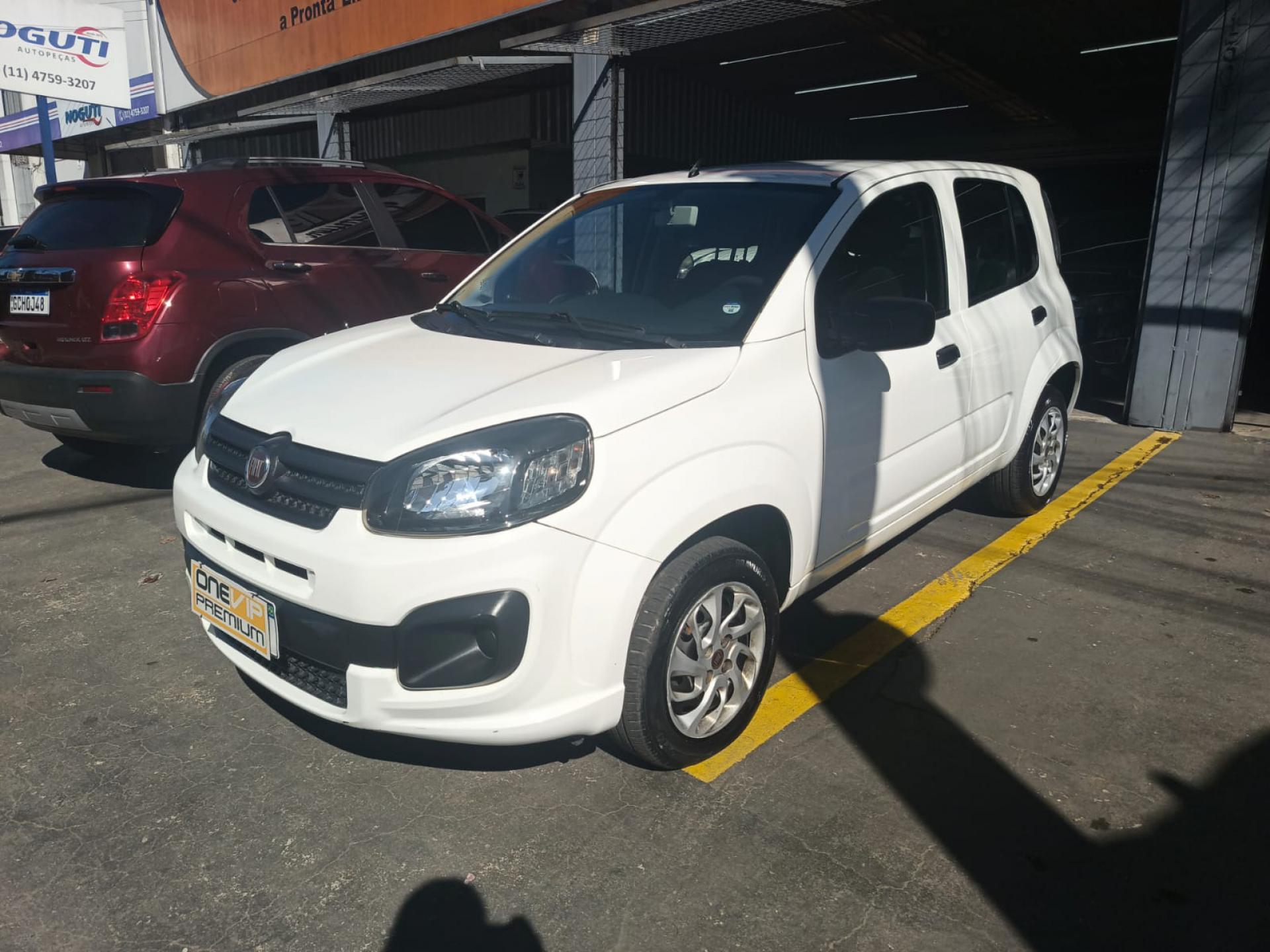 Foto Uno Attractive 1.0 Fire Flex 8v 5p