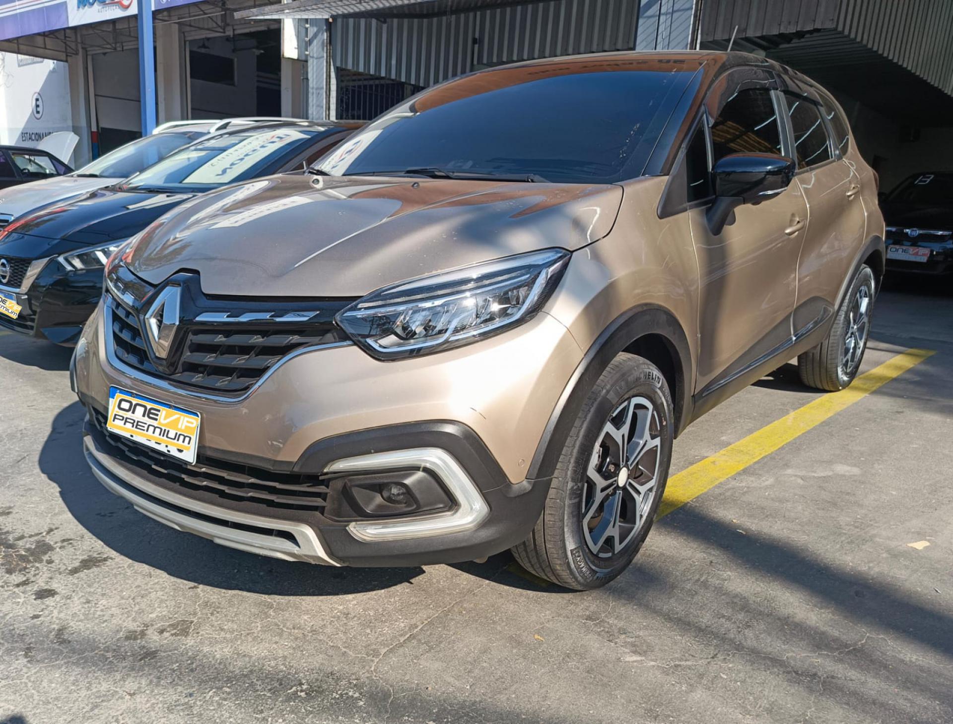 Foto Captur Iconic 1.3 Tb 16v Flex 5p Aut.