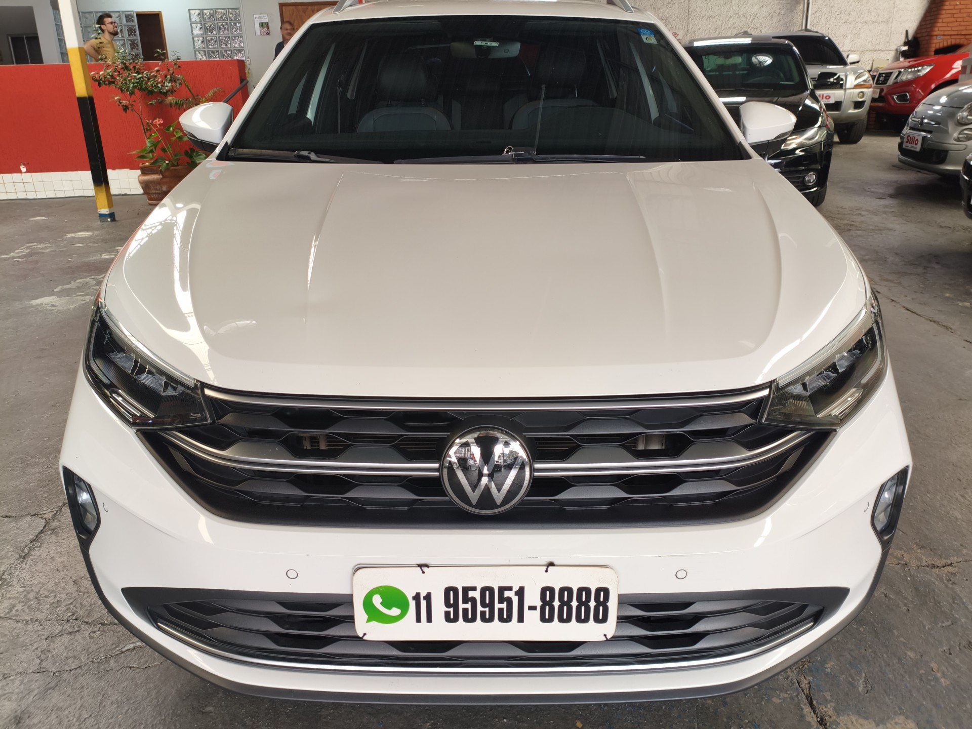 Foto Nivus Highline 1.0 200 Tsi Flex Aut.